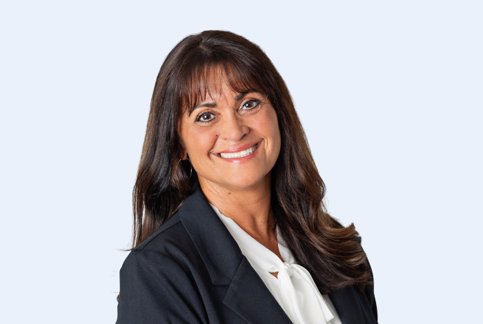 Laura Lochridge, Vision Bank mortgage lender, headshot.